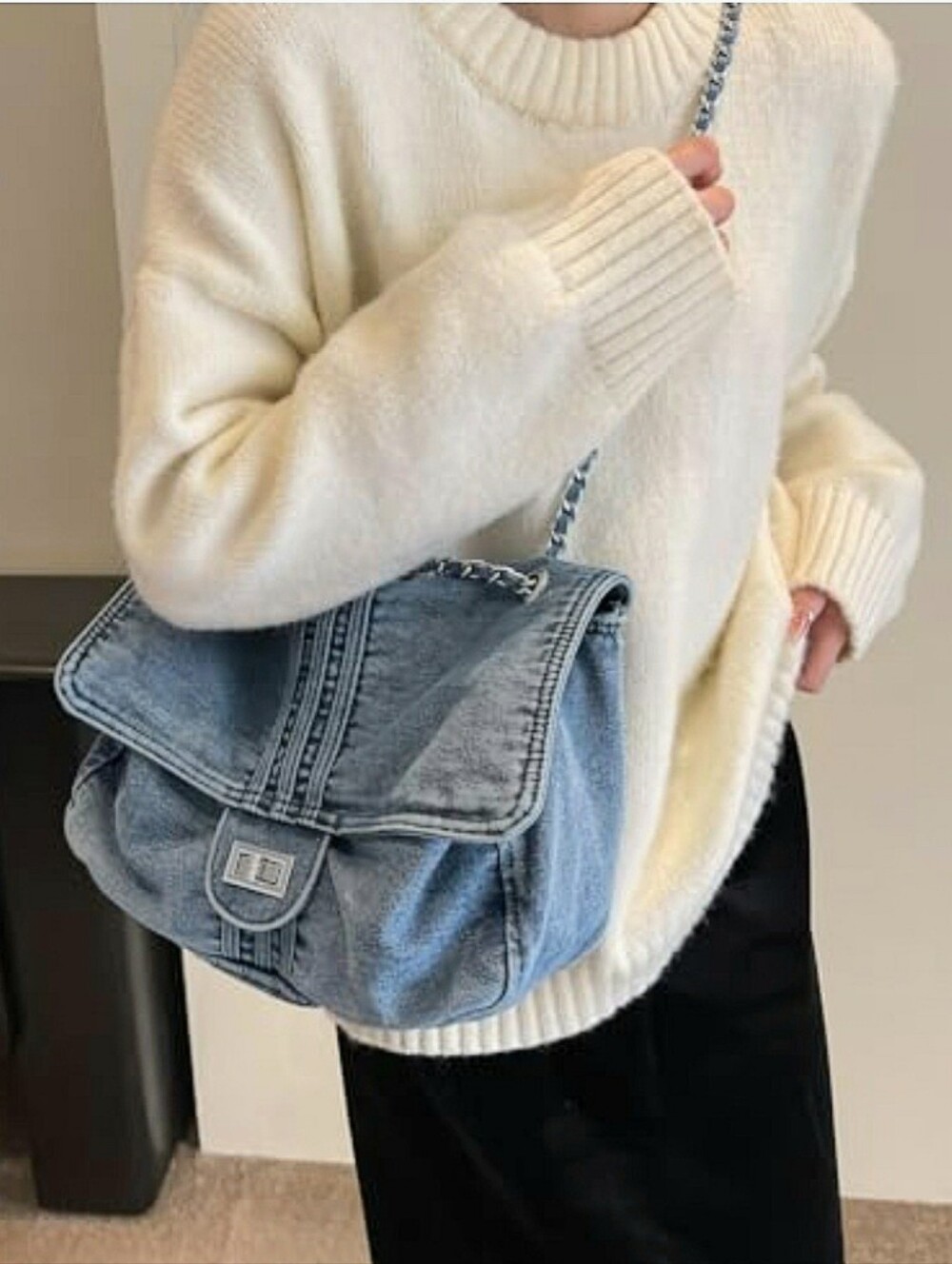 Washed Denim Shoulder Bag with Chain Strap - Blue